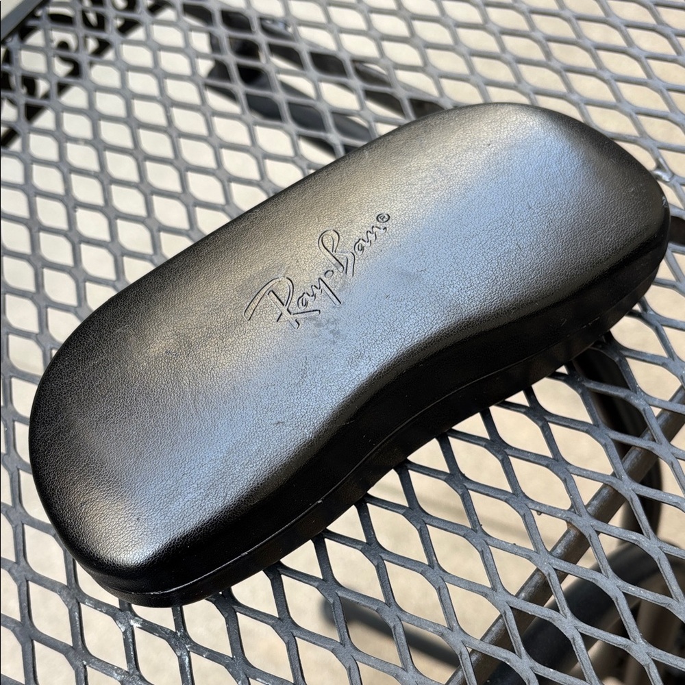 Ray-Ban Black Clam Shell Eyewear Case